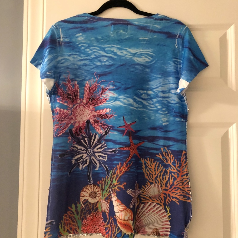 Casual Living Top - Picture 2 of 3